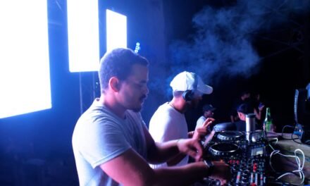 ¡Martt & Neo se estarán presentando en la Fabrica de Arte Cubano el jueves 17 de abril y el domingo 20 de abril!